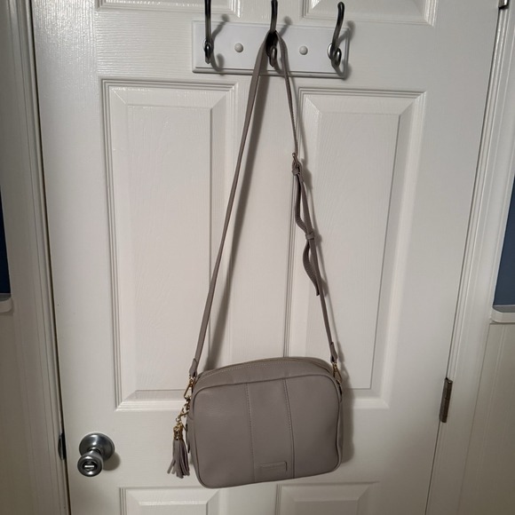 Pom Pom London City Plus Leather Crossbody Bag Purse Charm Stone Light Tan NWOT - Picture 16 of 16